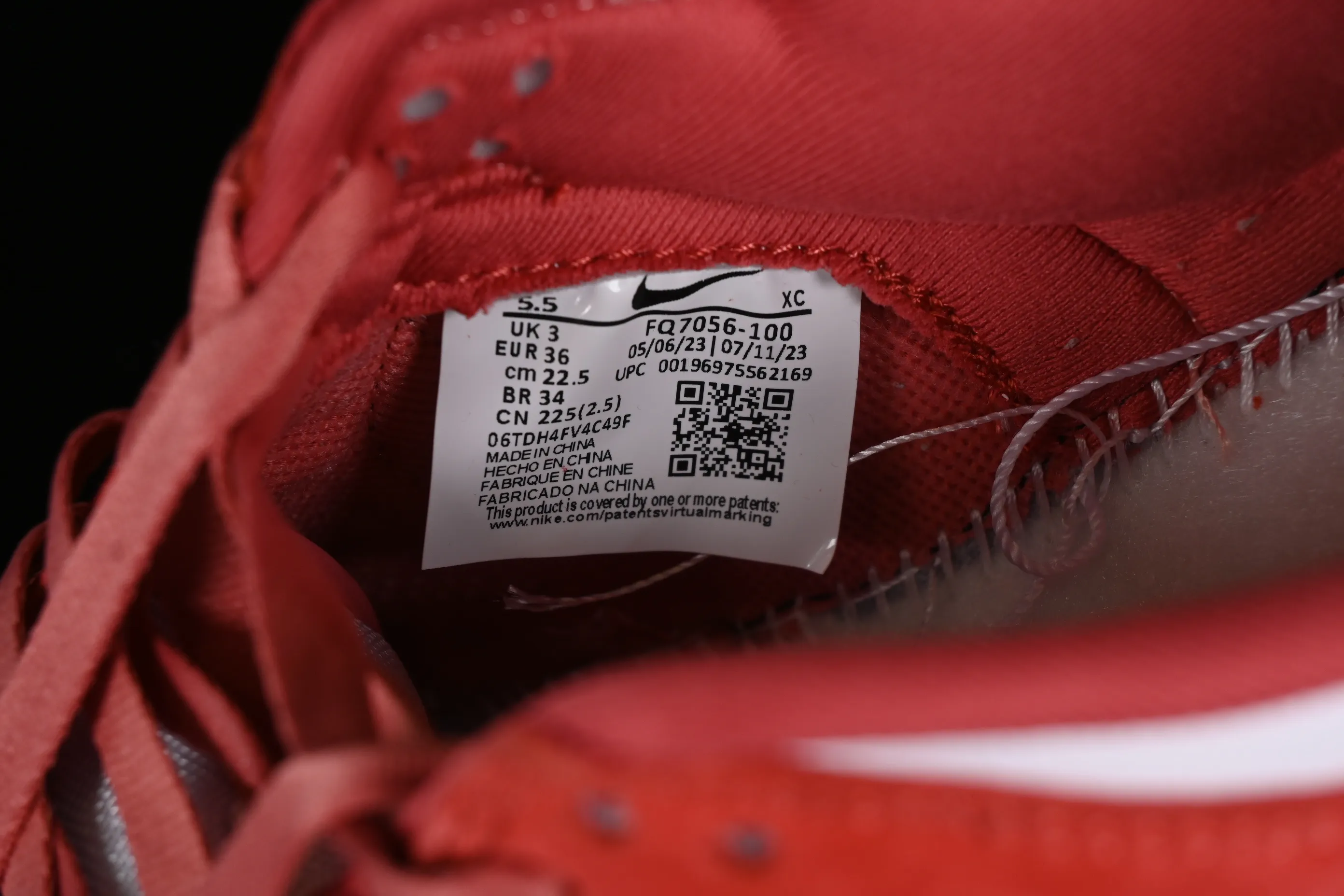 All categories Nk SB Dunk series Nk SB Dunk Low low-top sneakers Nk SB Dunk Low Retro "Valentine's Day 2024" White Rose Red Valentine's Day SB low-top casual sports skateboard shoes FQ7056-100